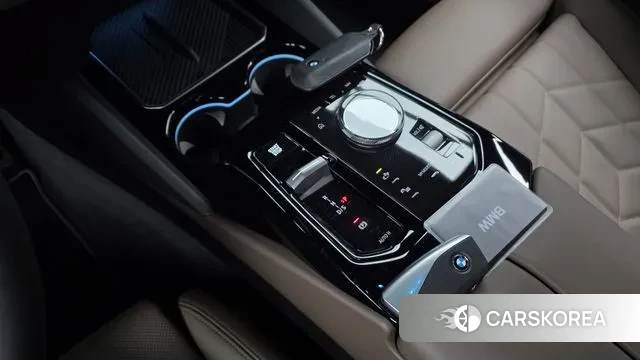 BMW 5 Series (G60) id 3763314 из Кореи 19