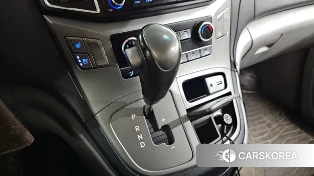 Hyundai The New Grand Starex id 3682659 из Кореи 19