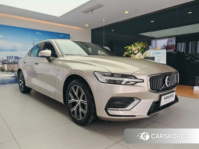 Volvo S60 id 4221202 из Китая 23