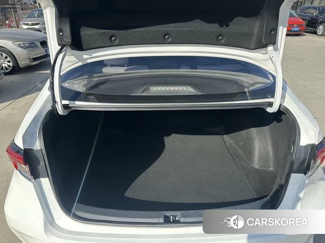 Toyota Corolla id 4272895 из Китая 14