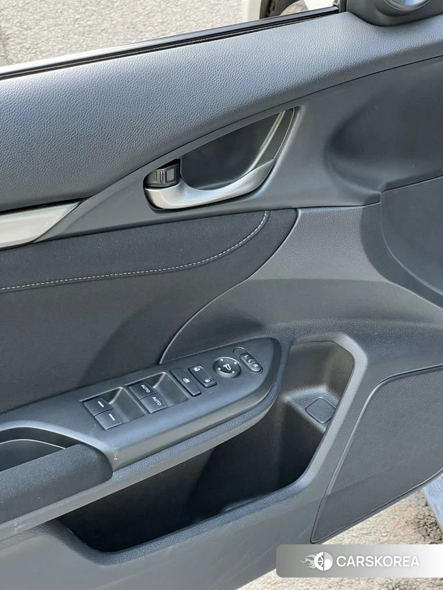 Honda Civic id 4274201 из Китая 19