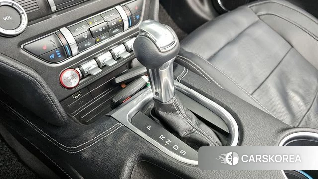 Ford Mustang id 3953820 из Кореи 19