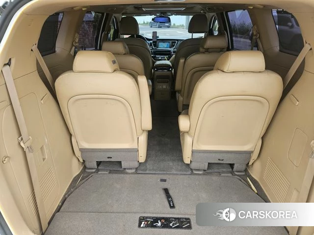 Kia The New Carnival id 4393646 из Кореи 17