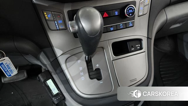 Hyundai The New Grand Starex id 4416021 из Кореи 19