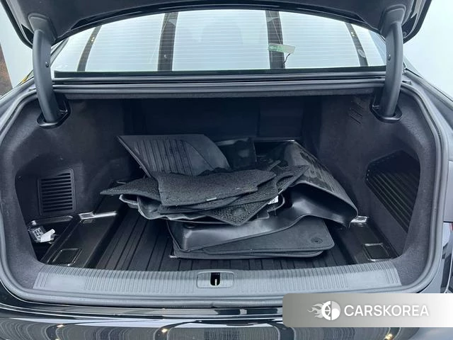 Audi A8 id 4208982 из Китая 34