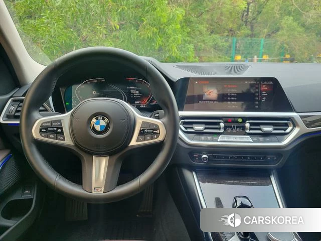 BMW 3 series id 3969025 из Китая 24