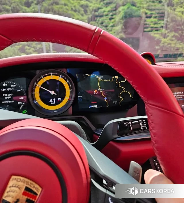 Porsche 911(992) id 2997754 из Кореи 10