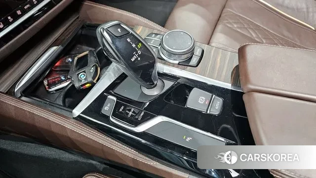 BMW 5 Series (G30) id 3029375 из Кореи 19