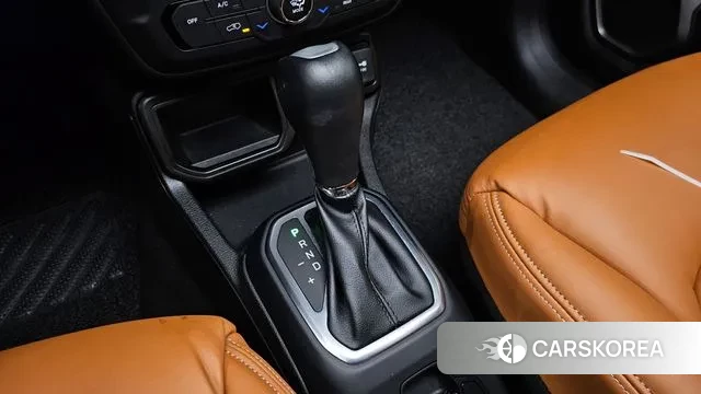 Jeep Renegade id 3739677 из Кореи 19