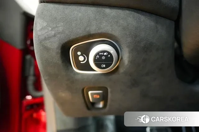 Aston Martin Vantage 2nd Generation id 3562928 из Кореи 19