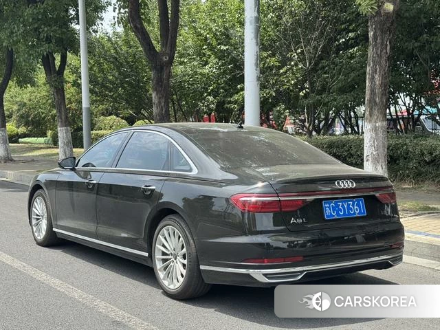 Audi A8 id 4335688 из Китая 9