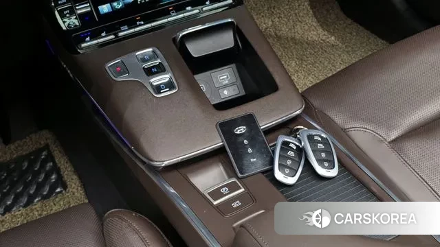 Hyundai The New Grandeur IG id 3028234 из Кореи 19