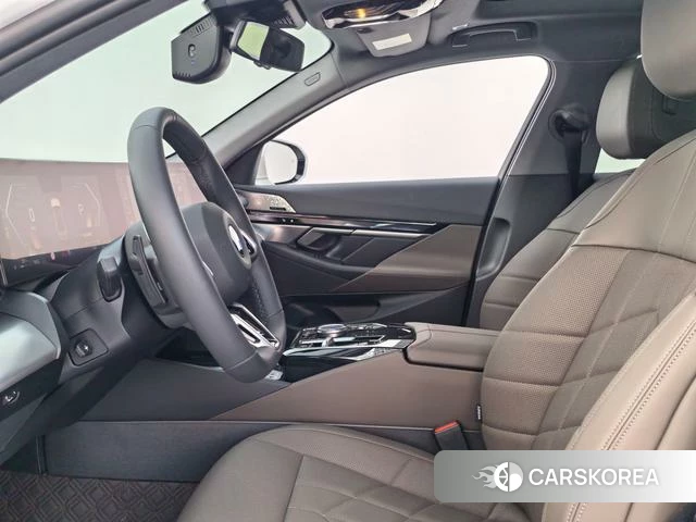 BMW 5 series id 4265670 из Китая 17