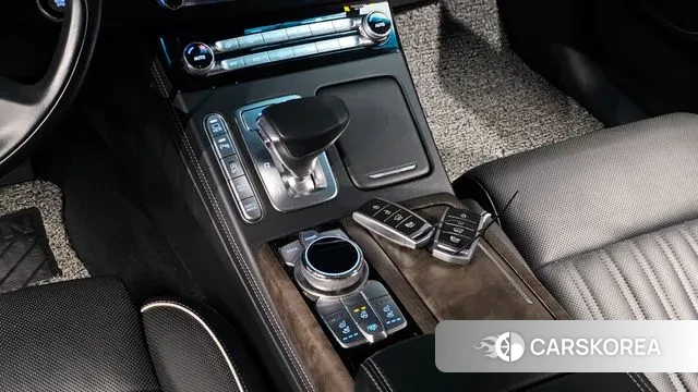 Genesis G90 id 3692538 из Кореи 19