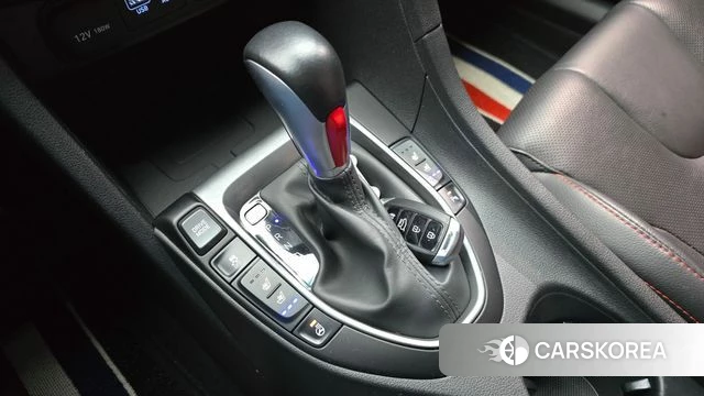 Hyundai Veloster (JS) id 3893934 из Кореи 19