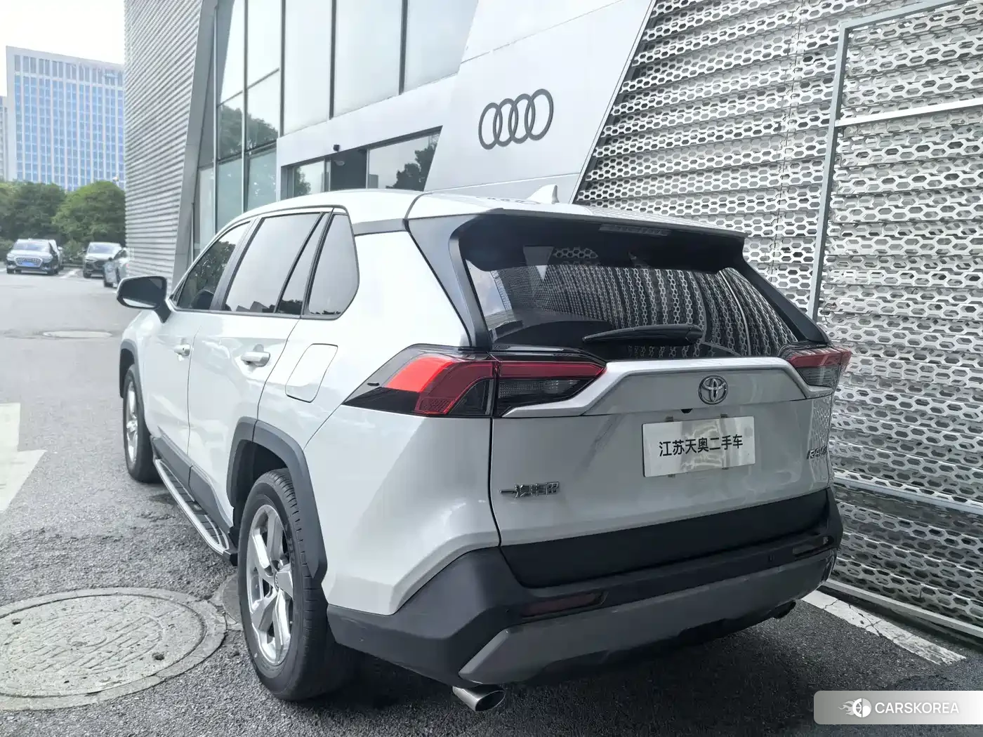 Toyota RAV4 id 4538852 из Китая 12