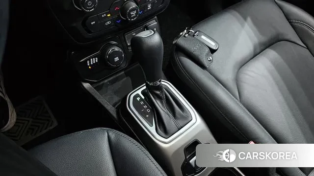 Jeep Renegade id 2964787 из Кореи 19