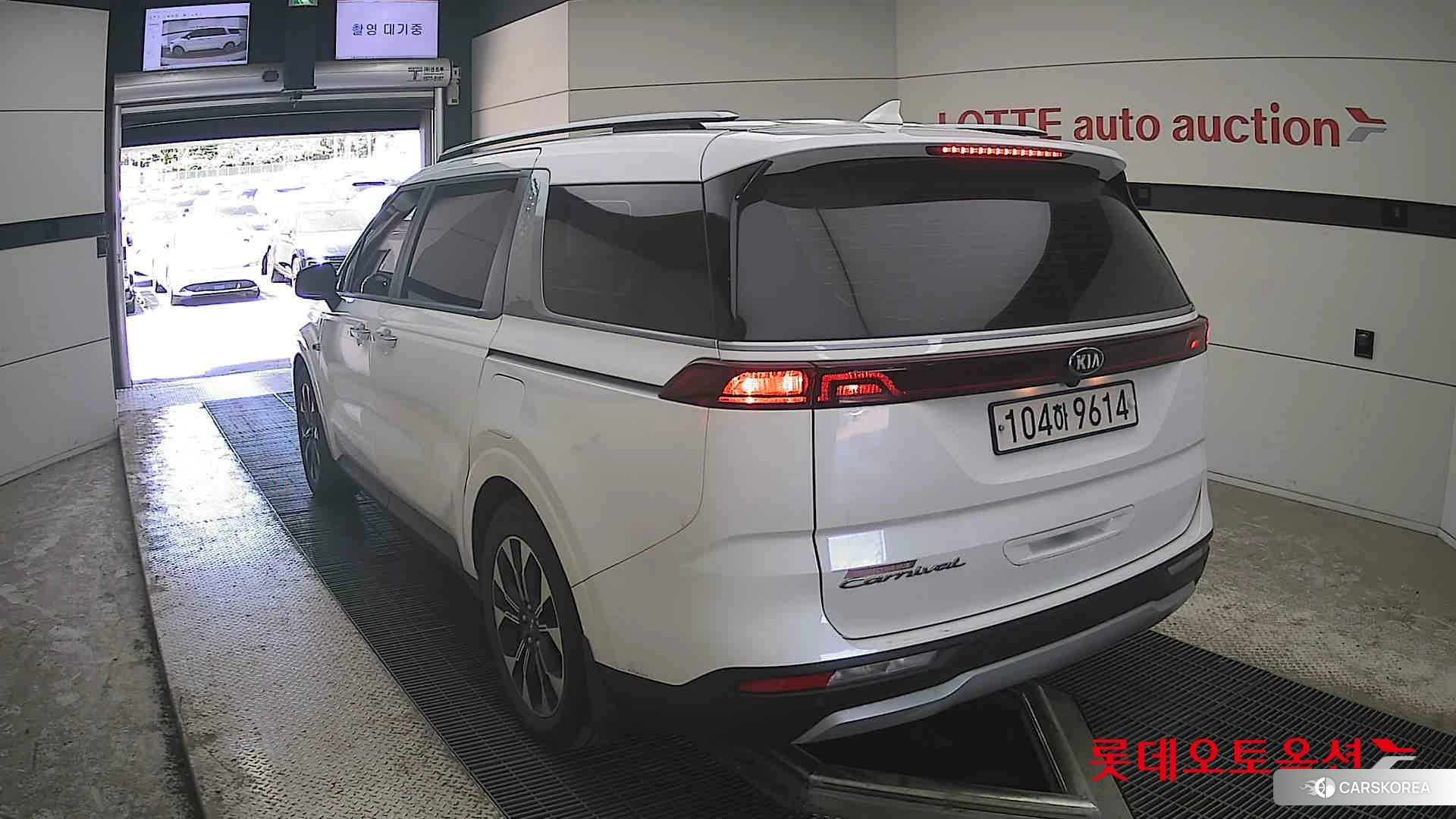 Kia Carnival id 4296905 из Кореи 37