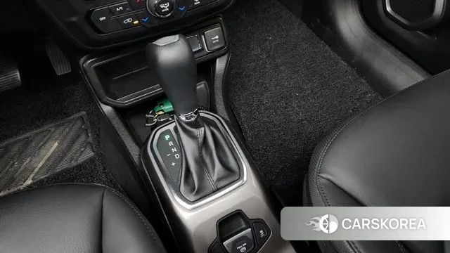 Jeep Renegade id 3534139 из Кореи 19