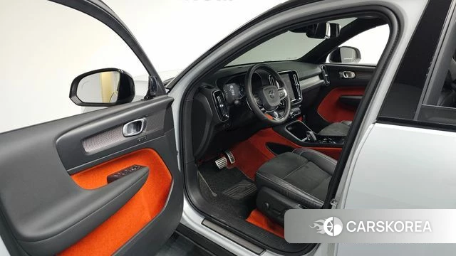 Volvo XC40 id 4683898 из Кореи 32
