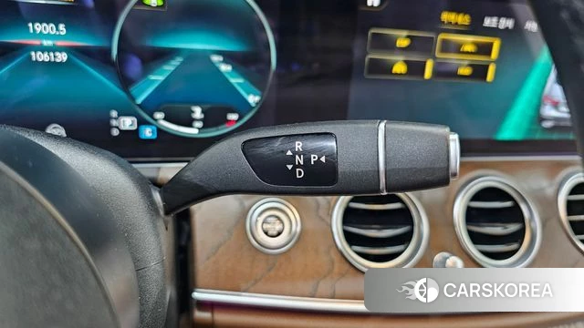 Mercedes-Benz E-Class W213 id 4764270 из Кореи 34