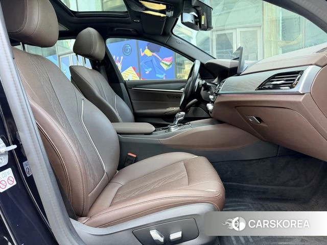 BMW 5 series id 4260460 из Китая 31