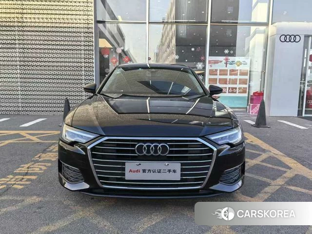 Audi A6L id 3869644 из Китая 9