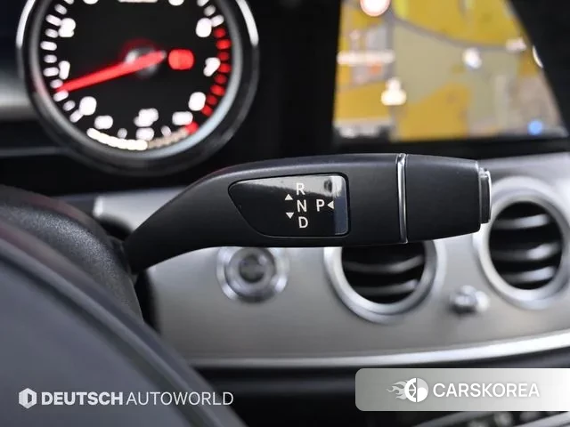 Mercedes-Benz E-Class W213 id 3140054 из Кореи 19