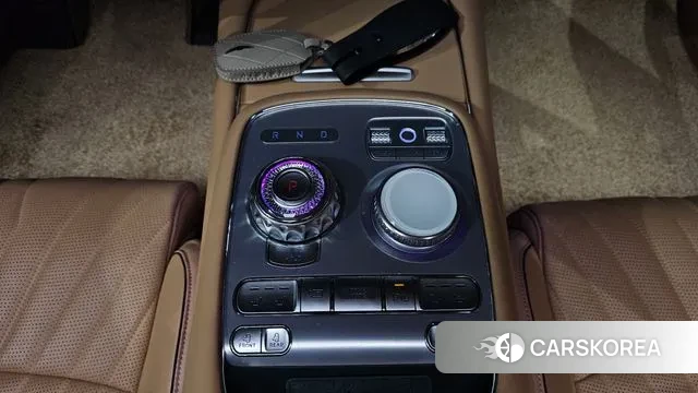 Genesis G90 (RS4) id 3426336 из Кореи 19