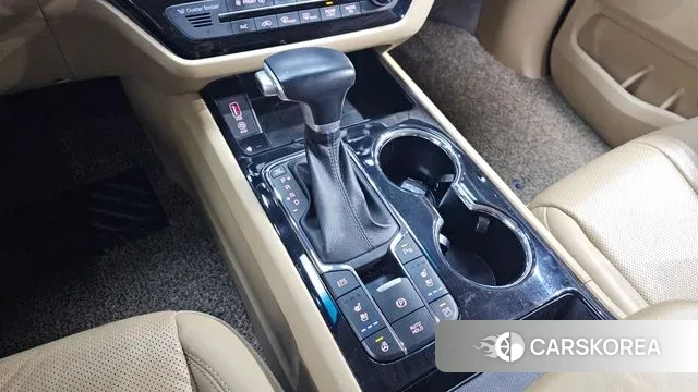 Kia The New Carnival id 3760695 из Кореи 19