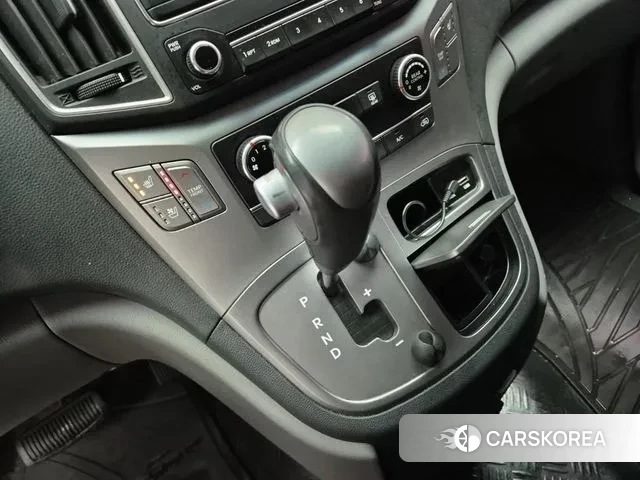 Hyundai The New Grand Starex id 3464817 из Кореи 18