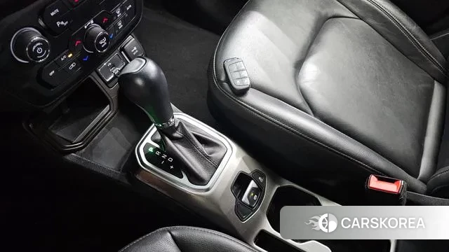 Jeep Renegade id 2991037 из Кореи 19