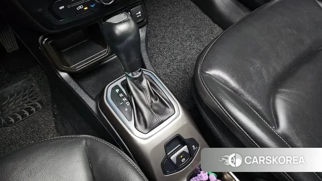 Jeep Renegade id 3601953 из Кореи 19