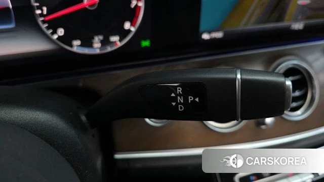 Mercedes-Benz E-Class W213 id 4496739 из Кореи 31
