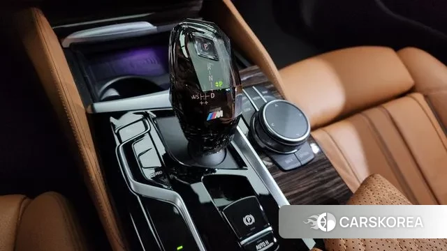 BMW 5 Series (G30) id 3760255 из Кореи 19