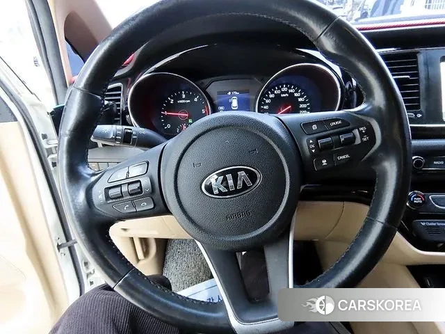 Kia The New Carnival id 3713721 из Кореи 19