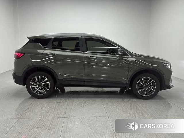 Geely Automobile Binyue id 4238524 из Китая 19