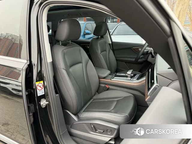 Audi Q7 id 4271821 из Китая 18