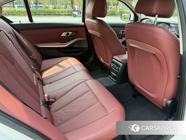 BMW 3 series id 4297516 из Китая 13