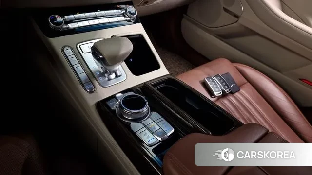 Genesis G90 id 3459886 из Кореи 19