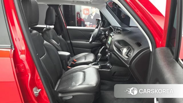 Jeep Renegade id 3879142 из Кореи 19