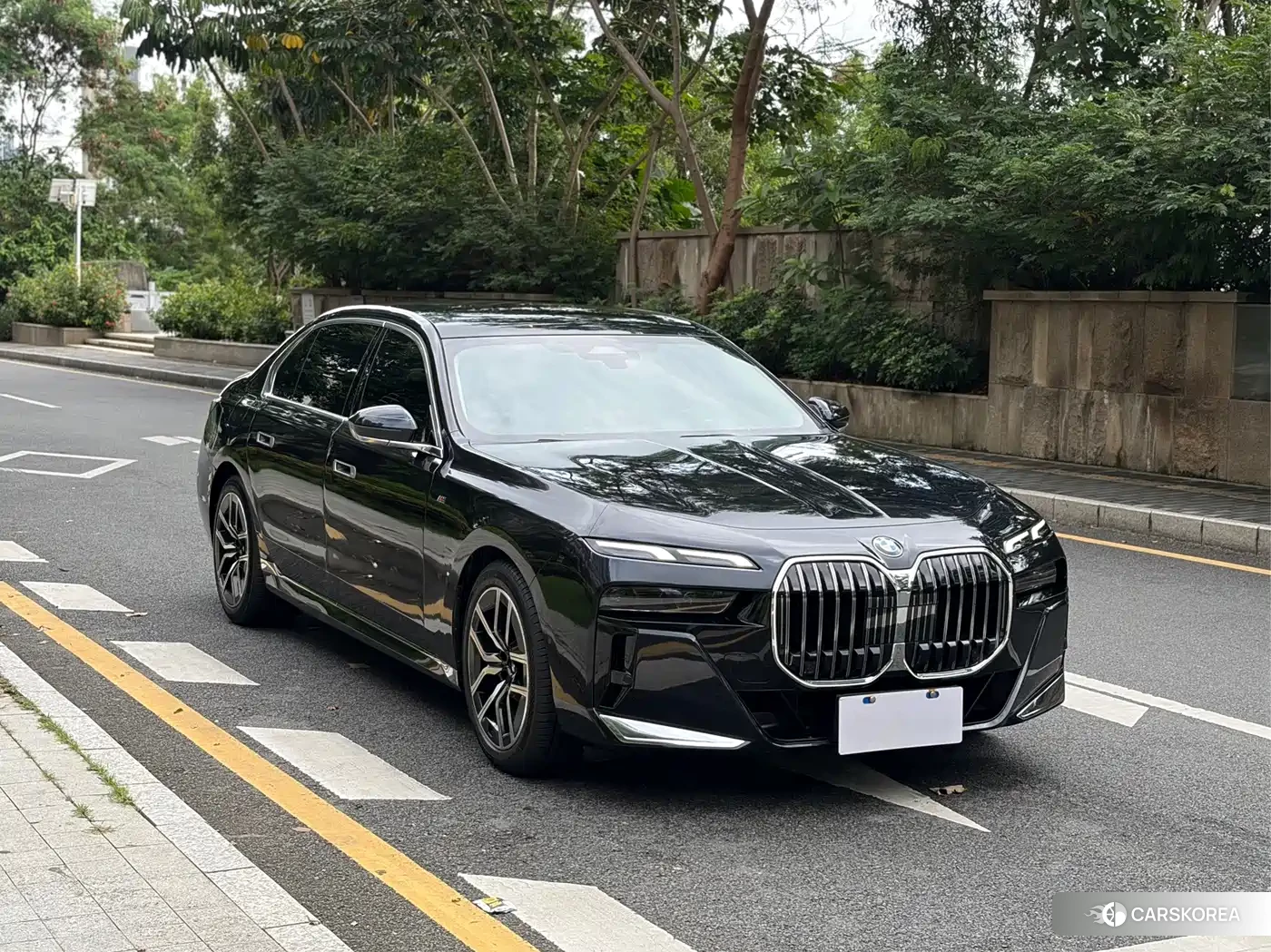 BMW 7 series id 4679818 из Китая 17