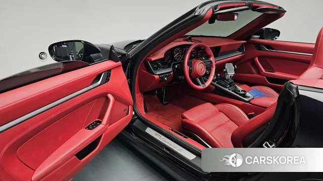 Porsche 911(992) id 4715196 из Кореи 37