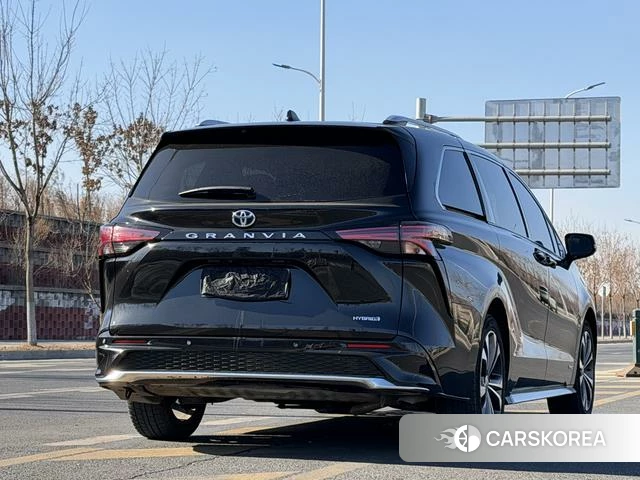 Toyota Grevia id 4257867 из Китая 9