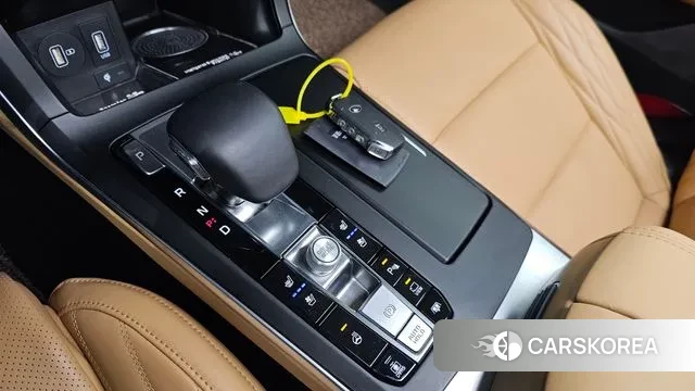 Kia K7 Premier Hybrid id 3788965 из Кореи 19