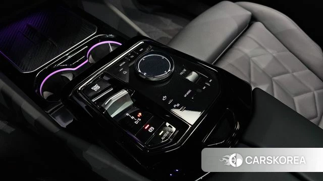 BMW 5 Series (G60) id 3825776 из Кореи 19