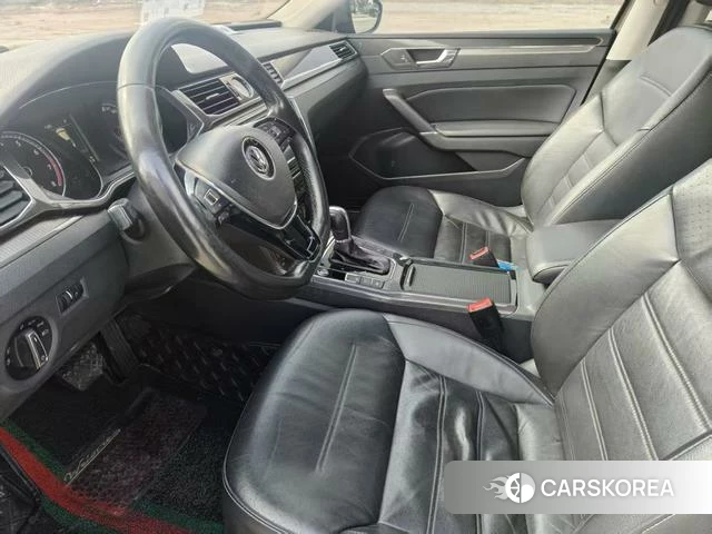 Volkswagen Passat id 4219785 из Китая 9