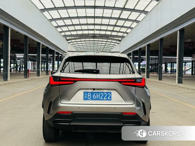 Lexus NX id 4274713 из Китая 16