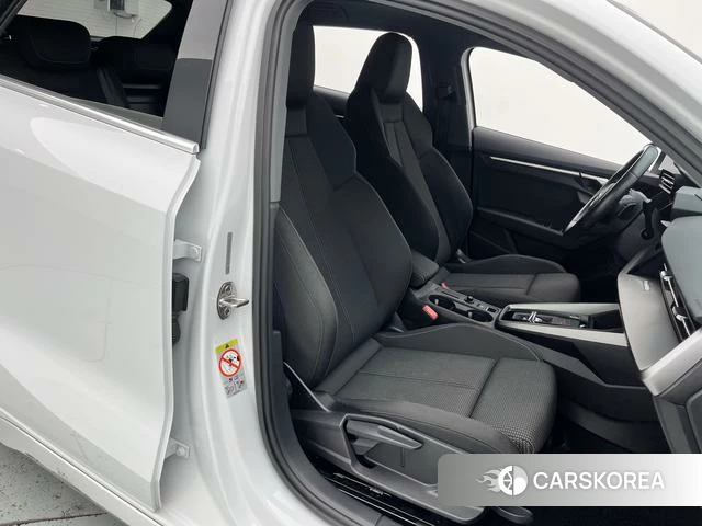 Audi A3 id 4307432 из Китая 27