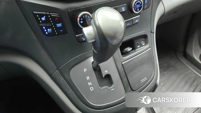 Hyundai The New Grand Starex id 3828203 из Кореи 19